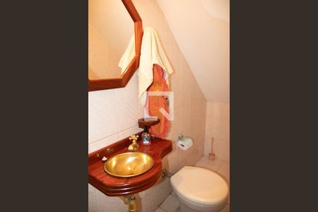 Casa à venda com 200m², 5 quartos e 2 vagas Casa à venda com 200m², 5 quartos e 2 vagasBanheiro 3