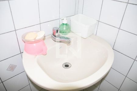 Casa à venda com 200m², 5 quartos e 2 vagas Casa à venda com 200m², 5 quartos e 2 vagasBanheiro de serviço