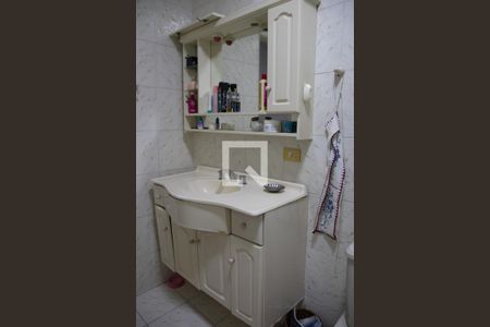 Casa à venda com 200m², 5 quartos e 2 vagas Casa à venda com 200m², 5 quartos e 2 vagasBanheiro do Quarto 2