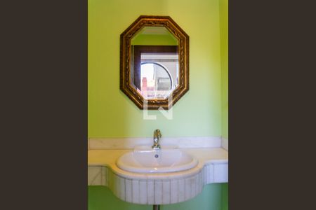 Apartamento à venda com 256m², 4 quartos e 4 vagasLavabo