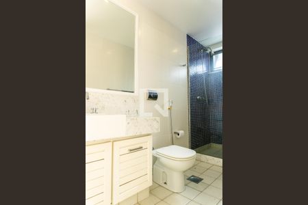 Apartamento à venda com 256m², 4 quartos e 4 vagasBanheiro