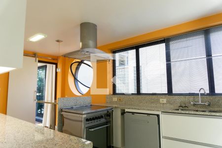 Apartamento à venda com 256m², 4 quartos e 4 vagasCozinha 