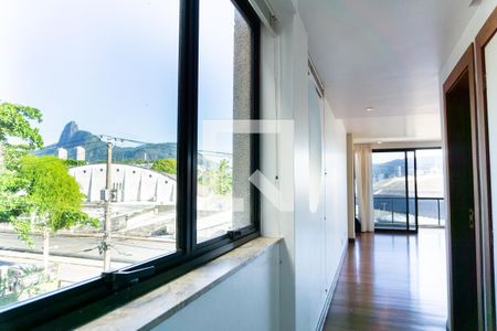 Apartamento à venda com 256m², 4 quartos e 4 vagasDetalhe