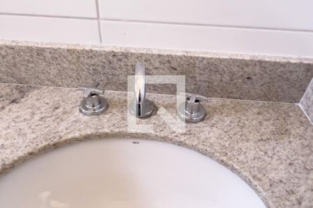 Banheiro de kitnet/studio à venda com 1 quarto, 25m² em Indianópolis, São Paulo