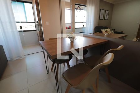 Apartamento para alugar com 65m², 2 quartos e 2 vagasSala de Jantar