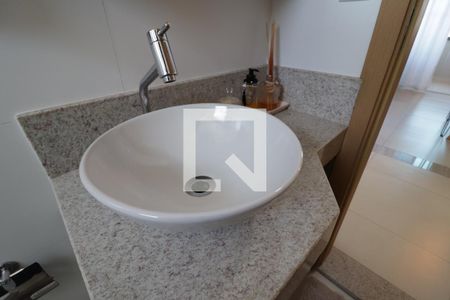 Apartamento para alugar com 65m², 2 quartos e 2 vagasBanheiro