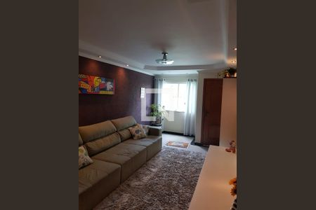 Casa à venda com 200m², 3 quartos e 3 vagas Casa à venda com 200m², 3 quartos e 3 vagasSala