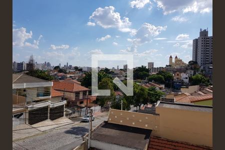 Casa à venda com 200m², 3 quartos e 3 vagas Casa à venda com 200m², 3 quartos e 3 vagasVista