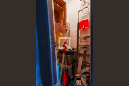 Apartamento à venda com 110m², 2 quartos e sem vagaQuarto serviço