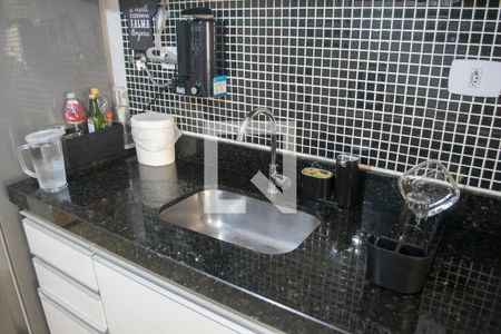 Apartamento à venda com 64m², 2 quartos e 1 vagaCozinha