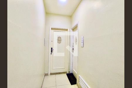 Apartamento para alugar com 35m², 1 quarto e sem vaga Apartamento para alugar com 35m², 1 quarto e sem vagaHall
