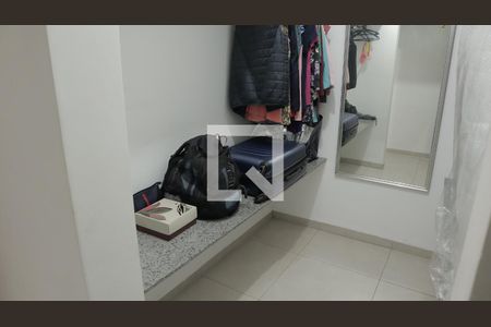 Casa para alugar com 35m², 6 quartos e sem vagaCloset suíte 2 (casa 01)