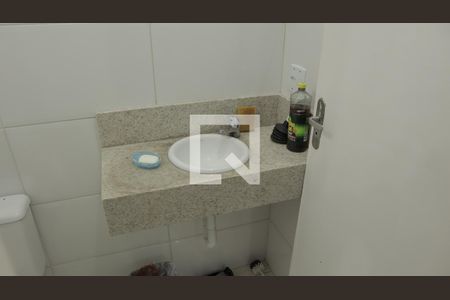 Casa para alugar com 35m², 6 quartos e sem vagaBanheiro Quarto 3 (casa 02)