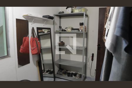 Casa para alugar com 35m², 6 quartos e sem vagaQuarto 1 (casa 02)