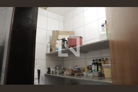 Casa para alugar com 35m², 6 quartos e sem vagaDespensa (casa 01)