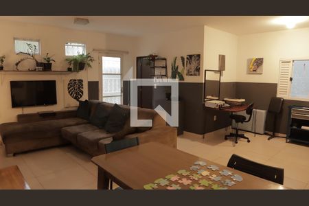 Casa para alugar com 35m², 6 quartos e sem vagaSala (casa 02)