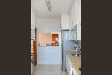 Apartamento à venda com 62m², 2 quartos e 2 vagas Apartamento à venda com 62m², 2 quartos e 2 vagasCozinha