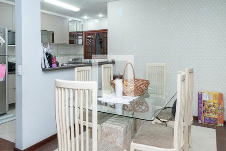 Sala de Jantar de casa à venda com 3 quartos, 180m² em Jardim Santa Beatriz, Guarulhos