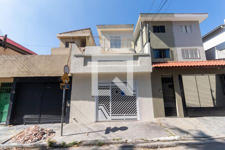 Casa à venda com 120m², 3 quartos e 1 vagaFachada