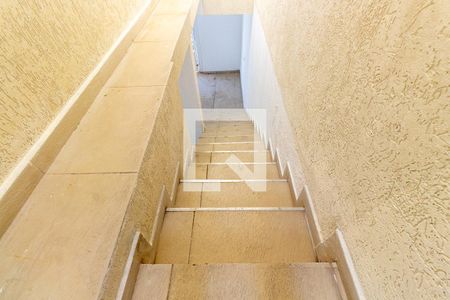 Casa à venda com 120m², 3 quartos e 1 vagaEscada