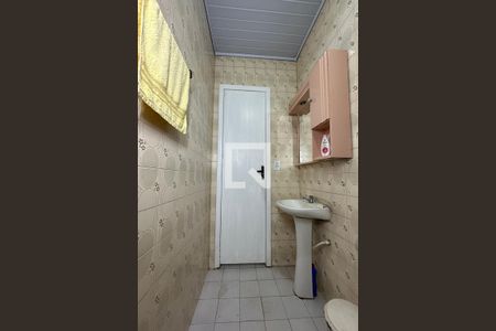 Casa à venda com 65m², 3 quartos e 2 vagasBanheiro