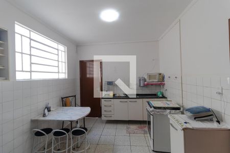 Apartamento para alugar com 145m², 3 quartos e sem vagaCozinha