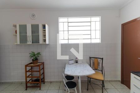 Apartamento para alugar com 145m², 3 quartos e sem vagaCozinha