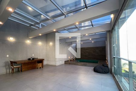 Apartamento para alugar com 170m², 2 quartos e 2 vagasVaranda