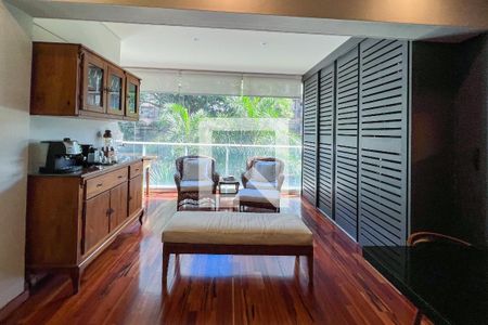 Apartamento para alugar com 170m², 2 quartos e 2 vagasSala