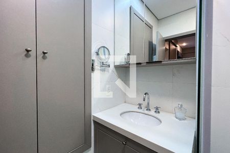 Apartamento para alugar com 170m², 2 quartos e 2 vagasBanheiro da Suíte 1