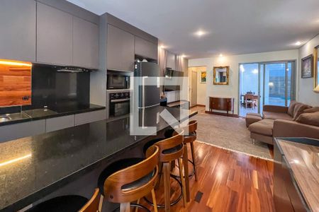 Apartamento para alugar com 170m², 2 quartos e 2 vagasSala