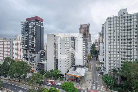 Sala/Cozinha - Vista de apartamento à venda com 2 quartos, 71m² em Jardim América, São Paulo