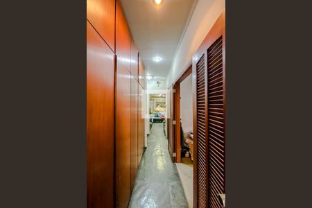 Casa para alugar com 149m², 3 quartos e 1 vagaCorredor - Armários