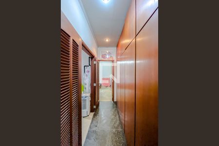 Casa para alugar com 149m², 3 quartos e 1 vagaCorredor - Armários