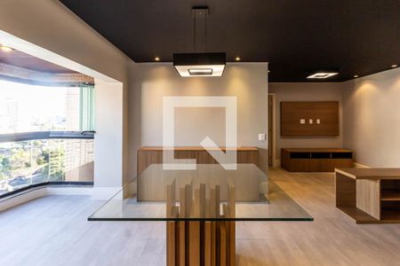 Apartamento para alugar com 115m², 3 quartos e 2 vagas Apartamento para alugar com 115m², 3 quartos e 2 vagasSala