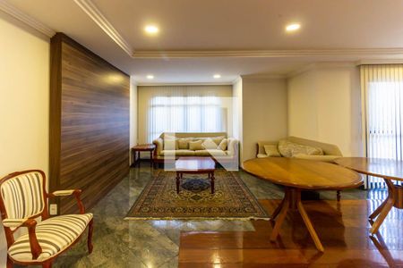 Apartamento para alugar com 115m², 3 quartos e 2 vagas Apartamento para alugar com 115m², 3 quartos e 2 vagasÁrea Comum - Salão de Festas