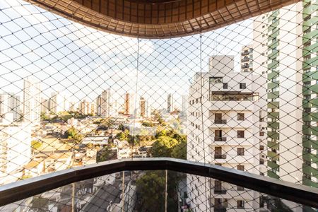 Apartamento para alugar com 115m², 3 quartos e 2 vagas Apartamento para alugar com 115m², 3 quartos e 2 vagasSuíte 2 - Varanda