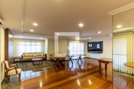 Apartamento para alugar com 115m², 3 quartos e 2 vagas Apartamento para alugar com 115m², 3 quartos e 2 vagasÁrea Comum - Salão de Festas