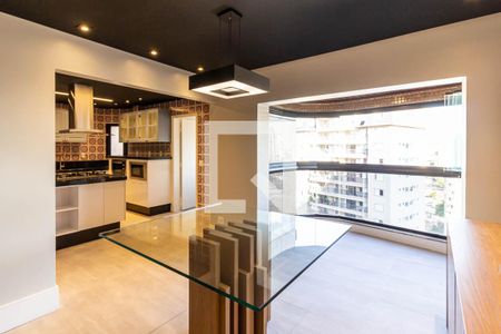 Apartamento para alugar com 115m², 3 quartos e 2 vagas Apartamento para alugar com 115m², 3 quartos e 2 vagasSala