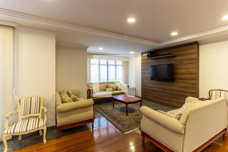 Apartamento para alugar com 115m², 3 quartos e 2 vagas Apartamento para alugar com 115m², 3 quartos e 2 vagasÁrea Comum - Salão de Festas