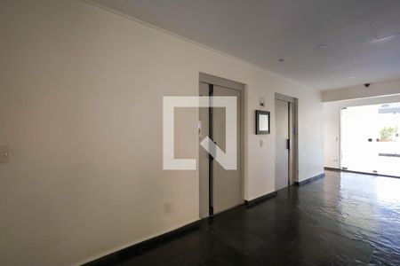 Apartamento para alugar com 40m², 1 quarto e 1 vagaHall social