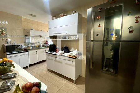 Apartamento para alugar com 250m², 3 quartos e 3 vagasCozinha