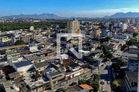 Apartamento para alugar com 250m², 3 quartos e 3 vagasVista