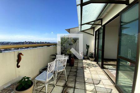 Apartamento para alugar com 250m², 3 quartos e 3 vagasÁrea de lazer 