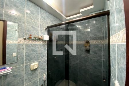Apartamento para alugar com 250m², 3 quartos e 3 vagasBanheiro 