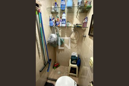 Apartamento para alugar com 250m², 3 quartos e 3 vagasBanheiro de serviço