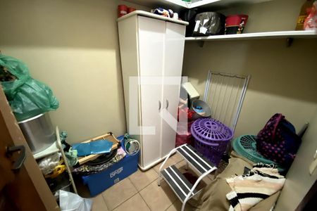 Apartamento para alugar com 250m², 3 quartos e 3 vagasQuarto de Serviço
