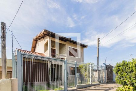 Casa à venda com 250m², 3 quartos e 1 vagaFachada