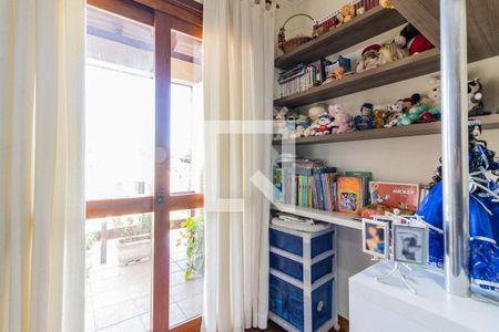 Casa à venda com 250m², 3 quartos e 1 vagaDormitório 2