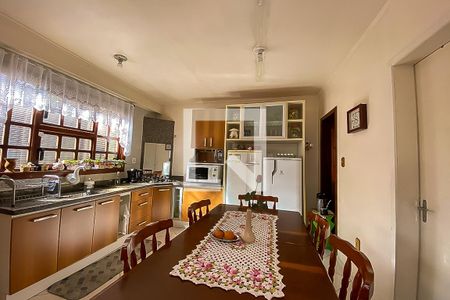 Casa para alugar com 145m², 4 quartos e 2 vagas Casa para alugar com 145m², 4 quartos e 2 vagasCozinha